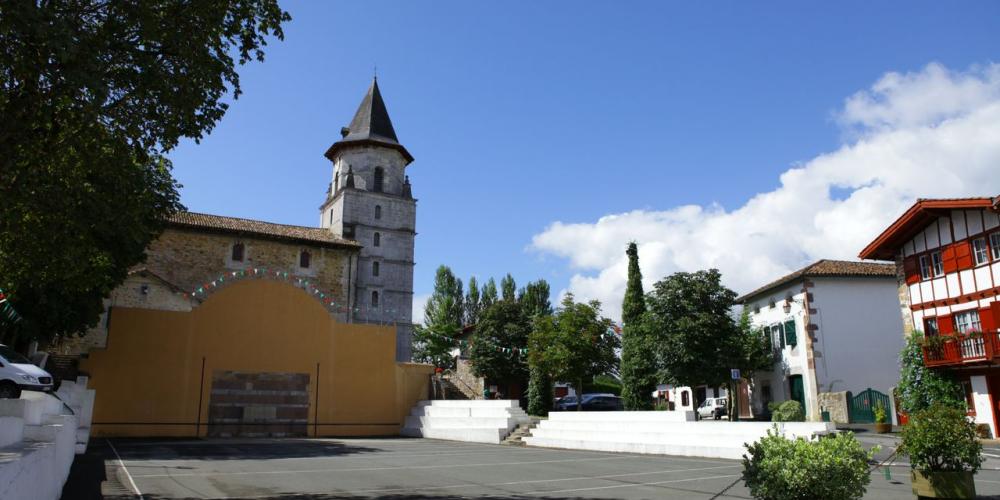 Ainhoa - Circuit Village Basque