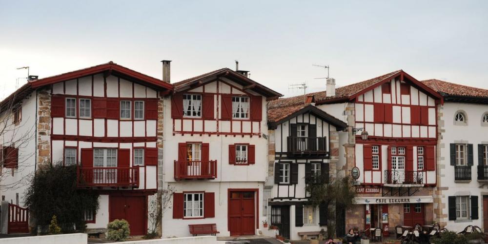 Ainhoa - Circuit Village Basque